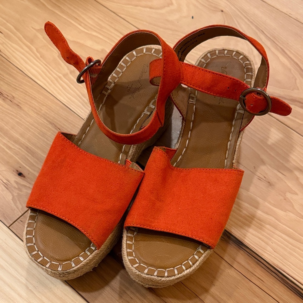 Universal Thread Bright Orange Sandals